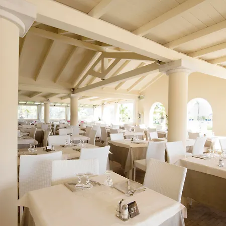 Le Spiagge Di San Pietro Hotel 4*